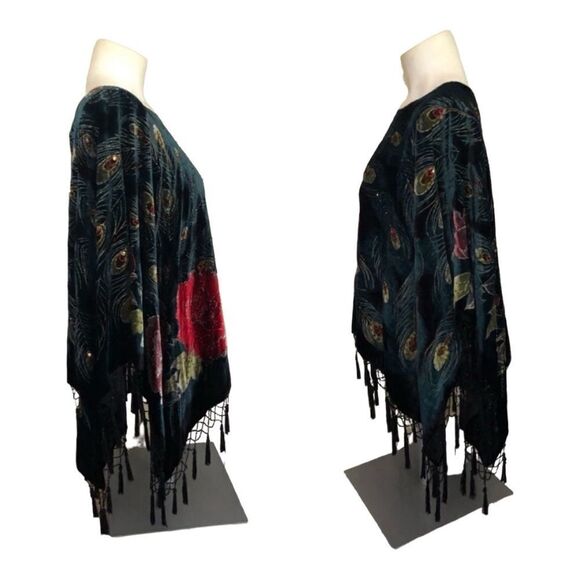 Coldwater Creek peacock poncho velvety with fringe excellent like new condition - Picture 9 of 15